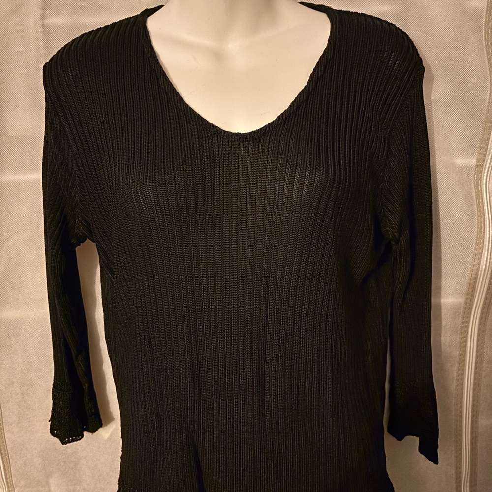Elegant Black Ribbed Women's Blouse